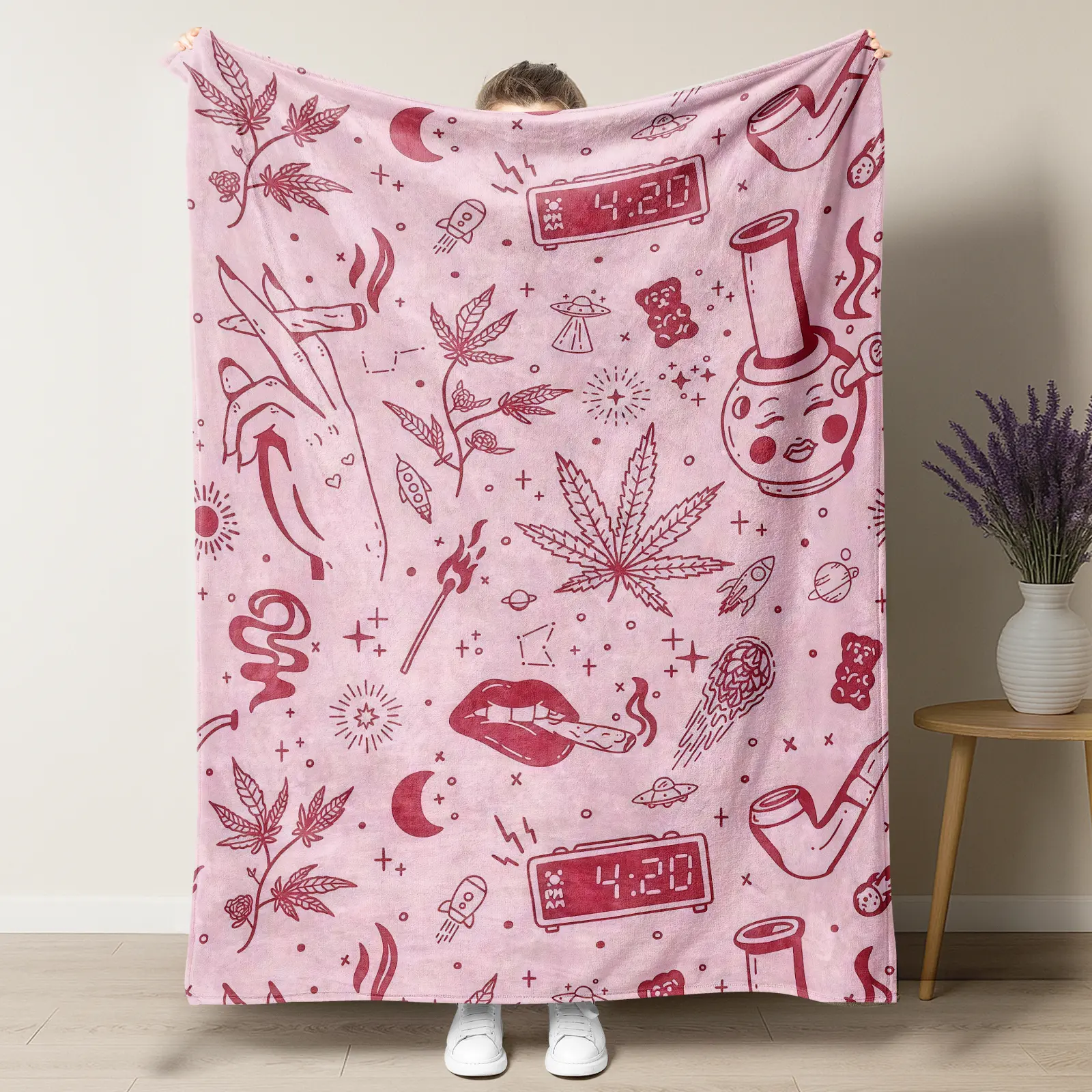 UVVUVV - 4:20 Stoner Doodle Blanket – Pink & Red Retro Pattern Featuring 420 Leaves, UFOs & Cosmic Elements, Soft Plush Fleece Throw, Ideal Gift for 420 & Psychedelic Culture Enthusiasts