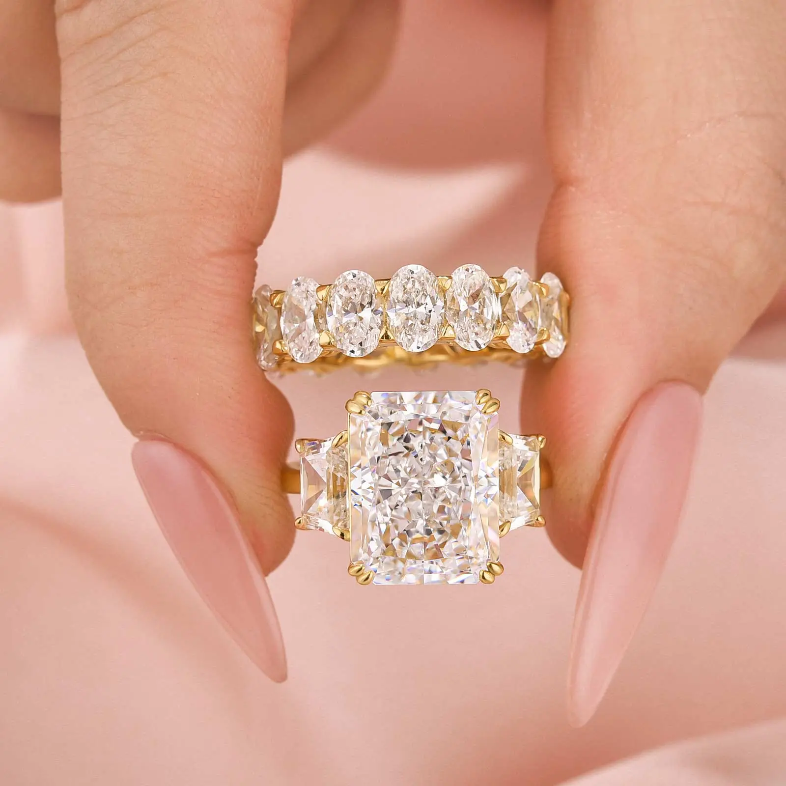 Maxine Luxurious Three Stone 8.0Ct Radiant Cut 2PC Engagement Ring Set,Bridal Ring Set,5A Cubic Zirconia Women's Ring Jewelry,Wedding Ring Set for Daily,Travel,Proposal,Birthday,Anniversary, Cubic Zirconia Rings