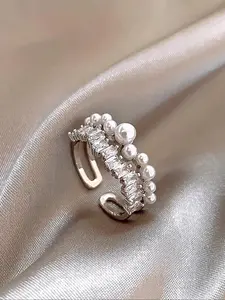 Elegant Faux Pearl Copper Ring for Women, Luxurious Open Design, Perfect for Parties and Special Occasions, Unique and Sophisticated Style