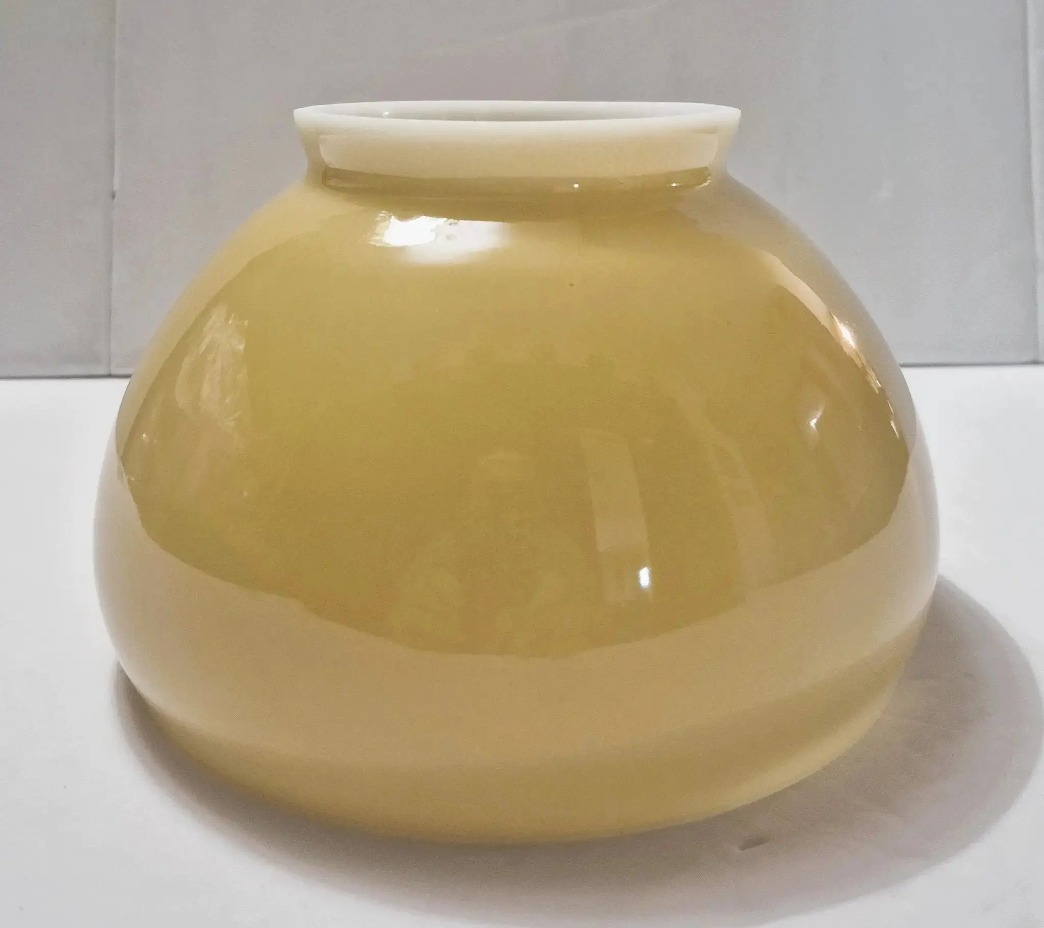 61964 Nugold Glass Gas Lamp Shade – 4" Fitter, 6⅝" Diameter, 4½" Height