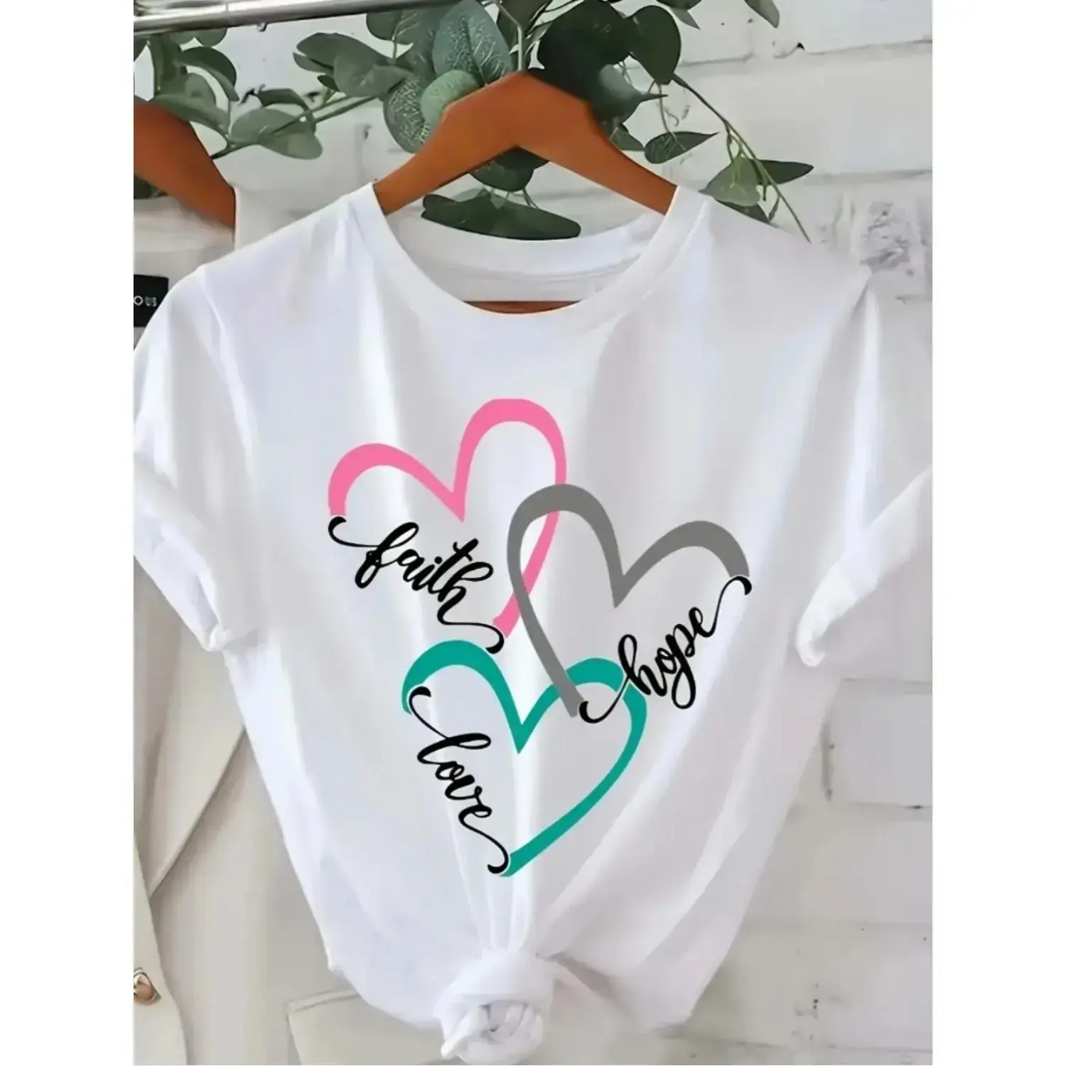 Heavyweight Cotton T-Shirt for Women, with Heart Graphic, Casual Short Sleeve Round Neck Streetwear Top