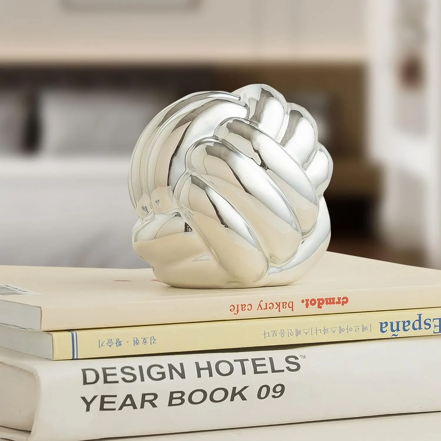 X-SO62 Small Silver Knot Decor, Chain Link Decor, Coffee Table Decor, Book Shelf Decor, Entry Table Decor, Aesthetic Minimalist Decorative Objects for Modern Home Living Room, Desk Decor for Office (Silver) Artistic Ceramic