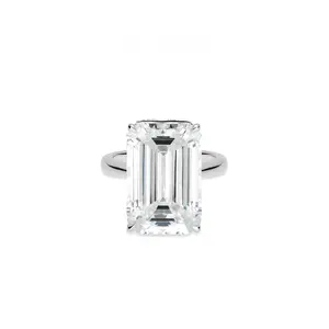 VAMERAY #11582 24 Carat Emerald White Ring