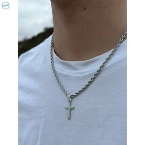 1 Piece Men's Boys Cross Necklace, Silver Gold Rope Chain Cross Pendant, Waterproof and Fade-Resistant, Suitable for Family, Father, Perfect Christmas Jewelry Gift, Fashion Jewelry Gift for Brothers and Friends