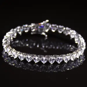 Aurahx Heart Tennis Bracelet – 18K Gold Plated Icy Simulated Diamond Jewelry for Women