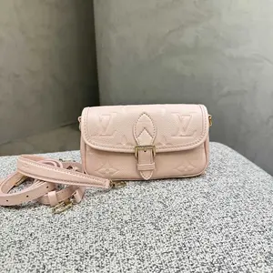 Pre-owned Louis Vuitton Monogram Empreinte Embossed Leather (Full-grain embossed craft) Shoulder Bags Nano Diane Mini Bag (Light Pink Empreinte)（22748927）