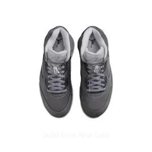 Vintage Grey Mid-Top Basketball Sneakers with Non-Slip and Wear-Resistant Features, Unisex
