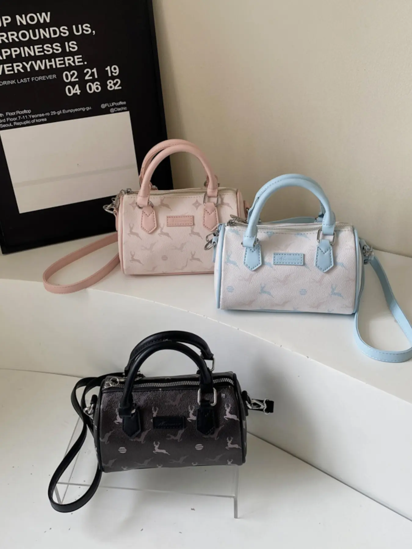 Stylish Women's Floral Printed Shoulder Bag, Versatile Handheld and Crossbody Design for Commuting, Trendy Mini Pillow Bag, Crossbody Purse, Crossbody Shoulder Handbag, Fashionable Bags