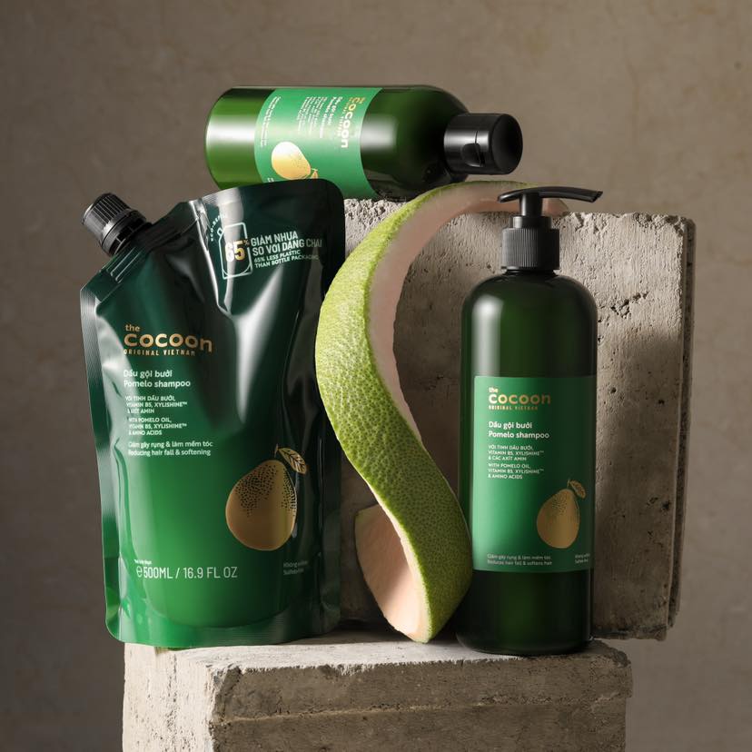 Cocoon Pomelo Hair Conditioner - 100% Vegan Cosmetics with Vitamin B5 & Xylishine for Nourished & Smooth Hair 300ml Cocoon Pomelo Hair Conditioner - 100% Vegan Cosmetics with Vitamin B5 & Xylishine for Nourished & Smooth Hair 300ml