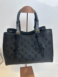 Pre-owned Louis Vuitton embossed leather Tote Bags Babylone Tote 【Senza 3】