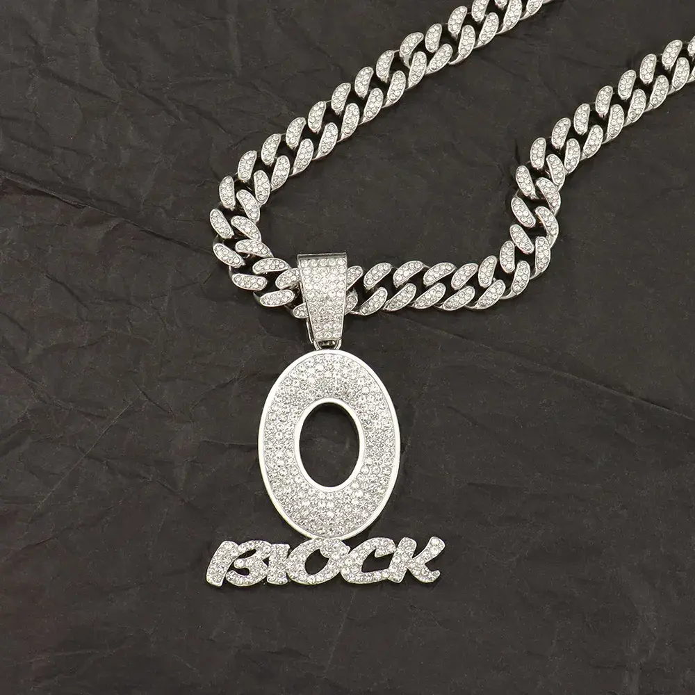 Men's Trendy European-American Hip-Hop Personalized Alloy Diamond O-Letter Pendant Necklace, High-Density Niche Fashion Costume Jewelry Accessory for Hip-Hop & Personalized Pendant Neckwear, Hip-Hop Necklaces, Personalized Pendant Necklaces frownies