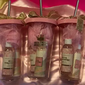 The Pink Tumblers lotion sugar strawberry