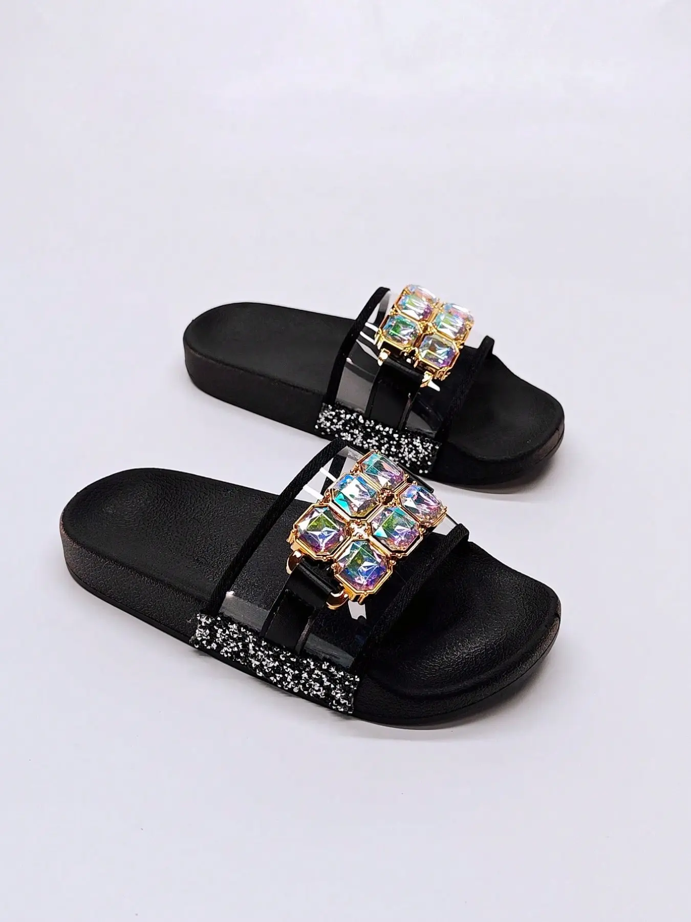 New Arrivals Black Shoes With Heart, Polka Dot Metal Buckle Casual Slip-On Sandals, Waterproof Flat Rhinestone Glitter Jelly Sandals For Women, Beach Outfits, Open Toed Slippers, Slide, Boho Style Slides, Summer Slides