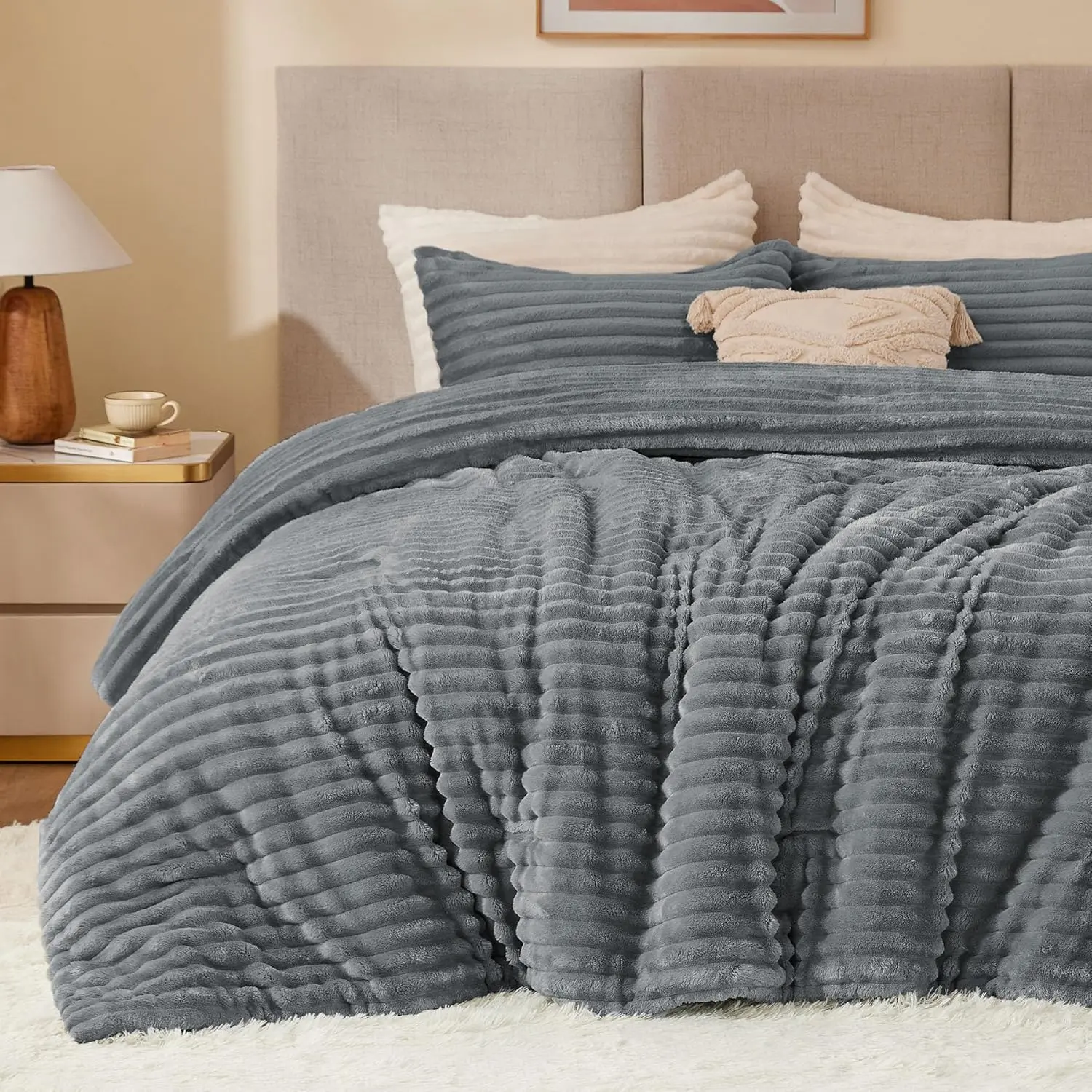 King Comforter Set with 2 Pillow Cases - Super Warm Super Fluffy Grey Machine Washable Duvet, Heavy Fuzzy Bedding for Winter, Super Fluffy Duvet