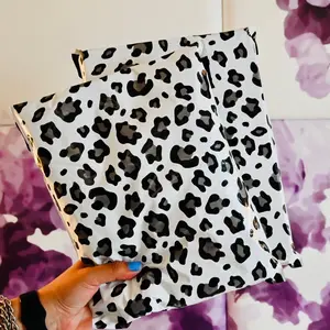 Snow leopard 10x13 poly mailers