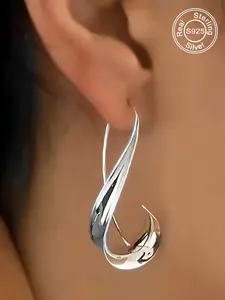 Elegant S925 Silver Twist Long Dangle Earrings, Versatile Sparkling Ear Jewelry, Minimalist High-End Design, Slimming Fashion Accessory for Women