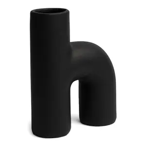 Villa Moda Lila Abstract Sculptural Decorative Modern Vase, Black Villa Moda Lila Abstract Sculptural Decorative Modern Vase, Black