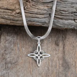 witch Knot necklace nudo de bruja