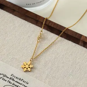 Titanium steel necklace golden glossy snowflake pendant necklace for women daily wear Mother's Day gift