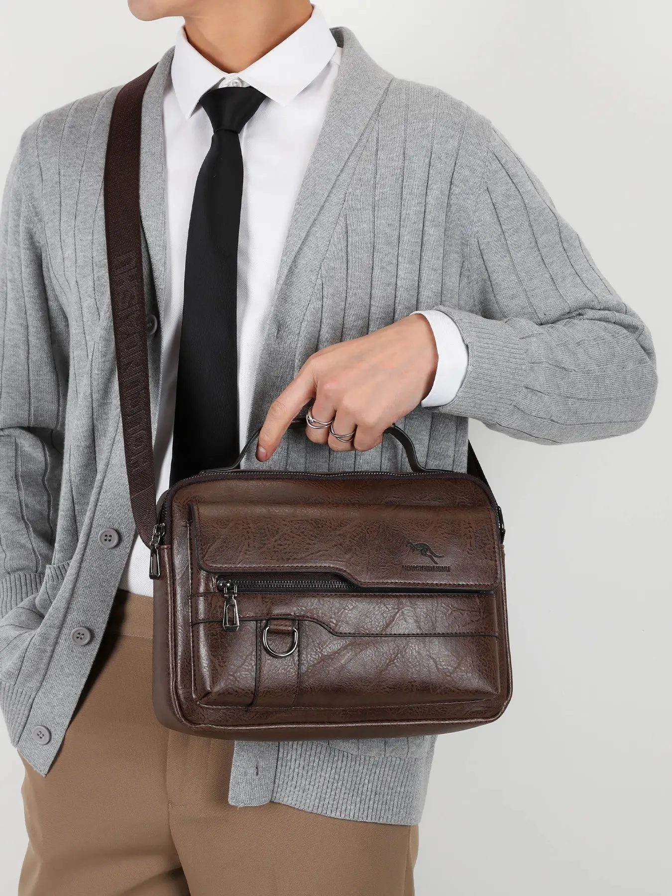 1pc Men's single shoulder crossbody bag with solid color zipper closure, business style PU waterproof, wear-resistant, practical, versatile, Durable pouch, suitable for daily commuting, dining, dating, Handheld shoulder bag