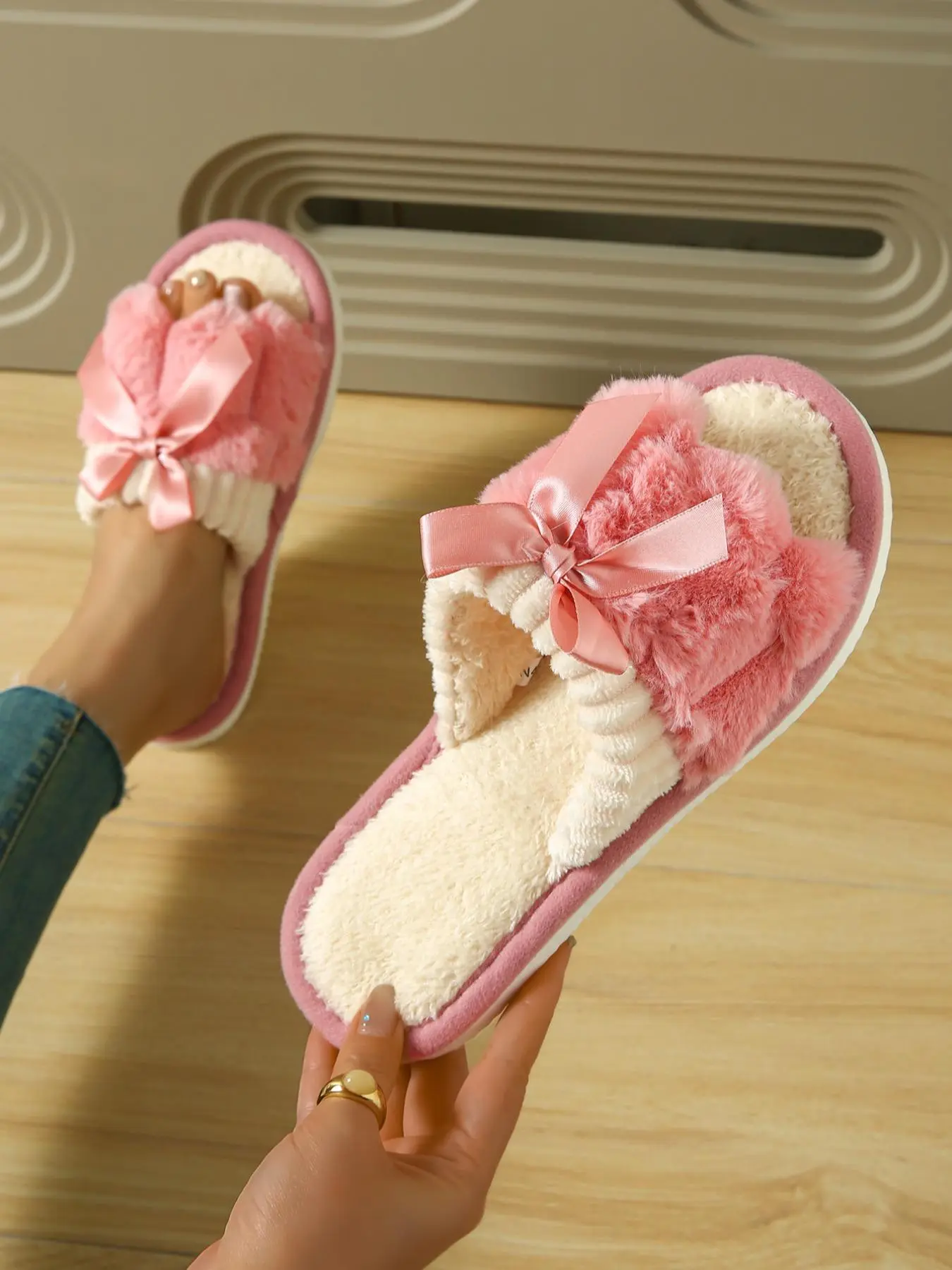 Women's Cute Bow Plush Slippers, Fluffy Warm House Slippers with Soft Comfortable Design, Cozy Indoor Slippers for Fall and Winter