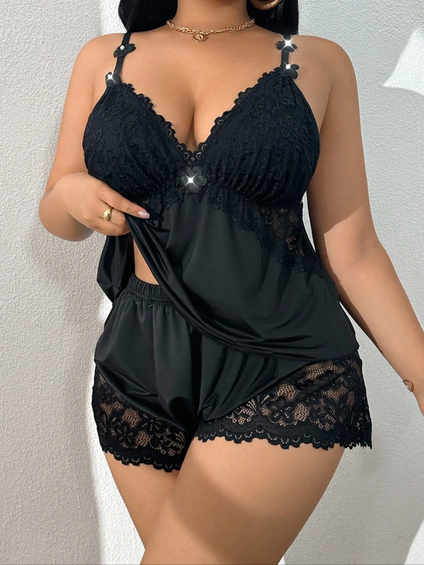 Plus Size Women's Lace Soft Floral Pajama Set, Sexy Sleeveless Fitted Lingerie Sleepwear, All Seasons Comfortable Home Clothing