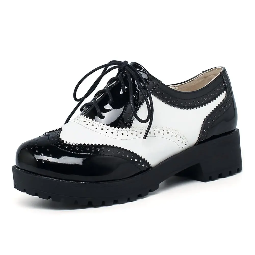 Women's Lace-Up Wingtip Oxford Shoes - Chunky Heel, Platform, Vintage Round Toe, Brogue Design - Chic and Elegant Walking Shoes for Work, Date - Synthetic Rubber Sole Footwear, From Work To Wedding, Lace‑Up Fit Control