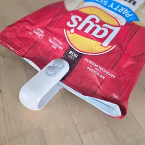 2026 NEW Snack Bag Sealer, Air Tight Seal, with magnetic, charge in minutes, easy to use..