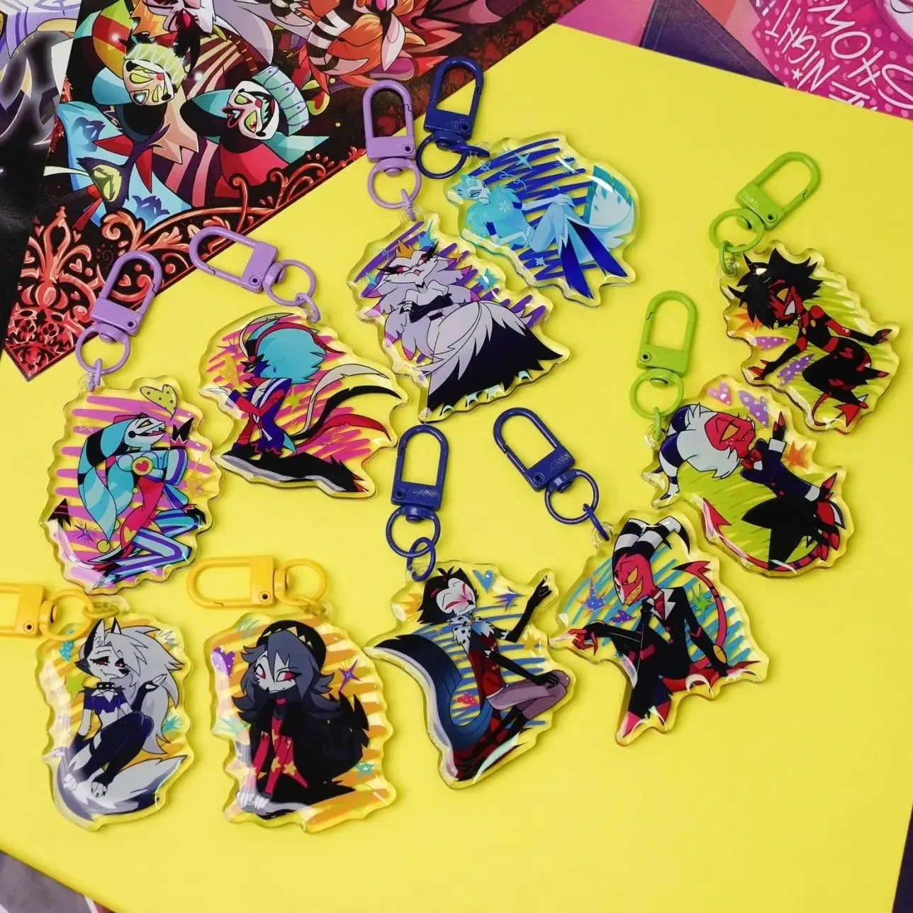 Helluva Boss Magnetic Heart Acrylic Keychains – Blitz,Stolas, Moxxie,Millie, Fizz,Asmodeus, Loona, Via and More – Anime Fan Keyring