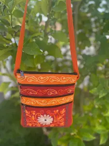 Boho Floral Embroidered Cotton Crossbody Bag: 5-Pocket Travel Purse