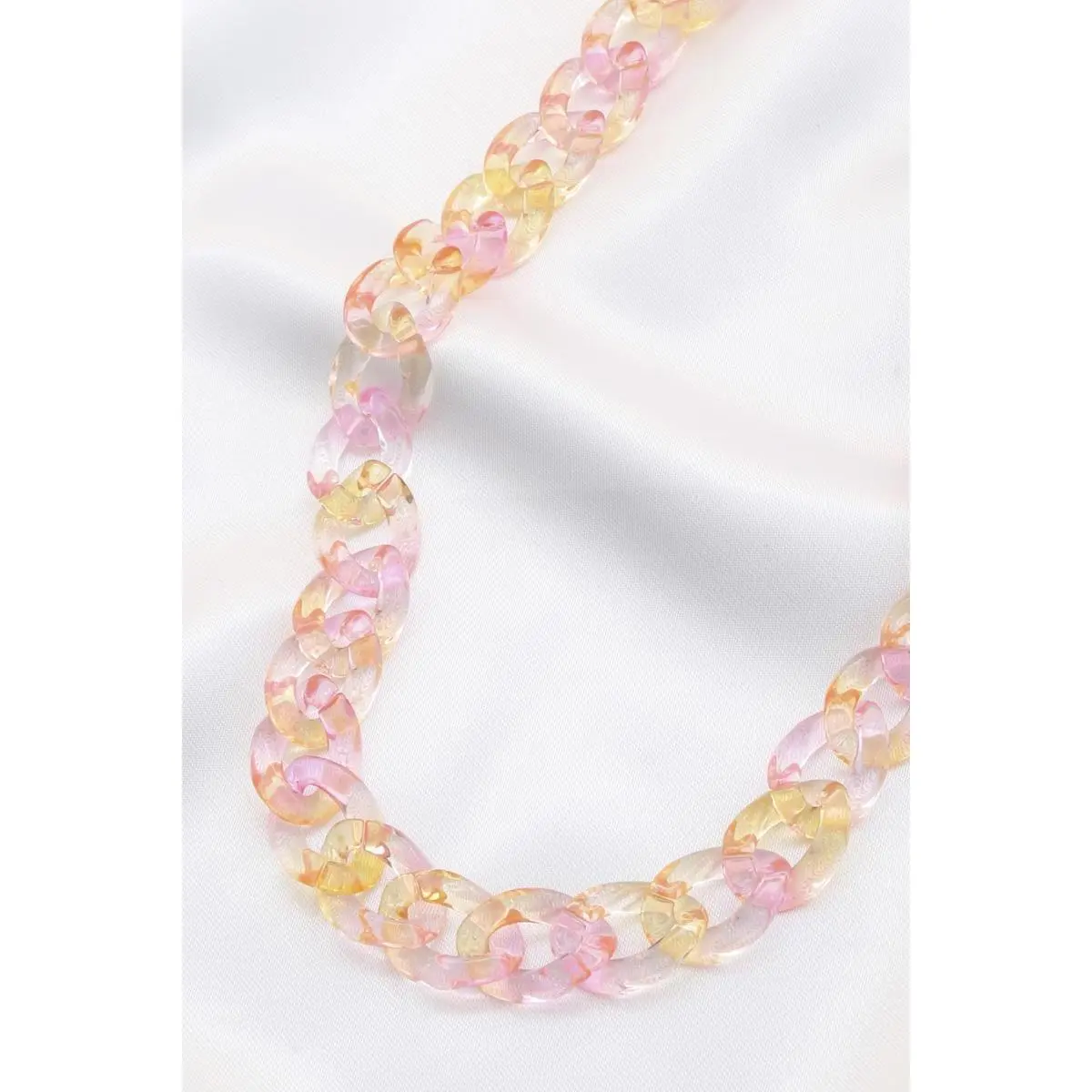 Transparent Link Chain - Pink and Blue Curb Link Chain for Women's Fashion Accessories