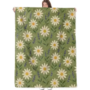 Daisy floral blanket, flannel throw blanket, soft, comfortable and lightweight, suitable for adults, women, children, home decoration, suitable for sofa, bed, 50x60inch