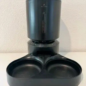 PETLIBRO Automatic Cat Feeder with Camera for Two Cats, 1080P HD Video PLAF203