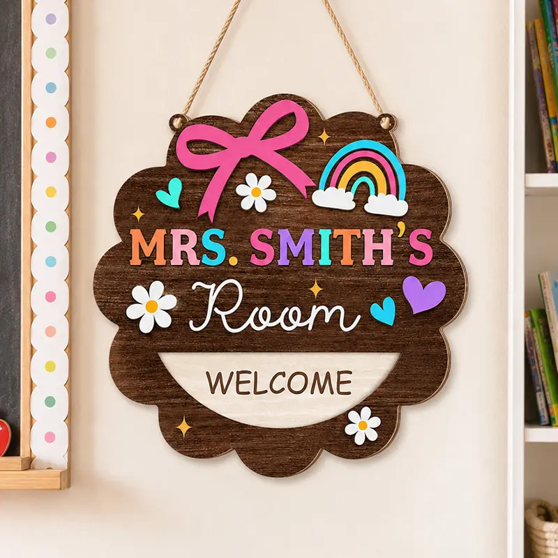 Personalized Classroom Welcome Door Sign Custom Teacher Name Text Wooden Hanging Plaque Rainbow Bow Floral School Design For Classroom Door Hallway Reading Corner Bulletin Board Decor Back To School Teacher Appreciation Gift For Teachers Educators