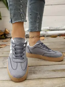 Comfort Women's Casual Shoes: Classic Striped Detail & Non-Slip Gum Sole for Daily Activities