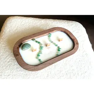 Green Aventurine Abundance and Luck – Sea Salt & Sage Soy Candle