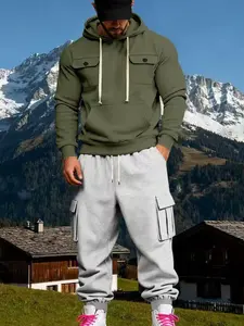 Men's fleece and thickened casual suit (hooded long-sleeved sweatshirt, drawstring elastic belt, cargo pants) with contrasting solid color matching design. Daily casual wear suitable for men in autumn and winter. Sweatshirt and sweatpants set