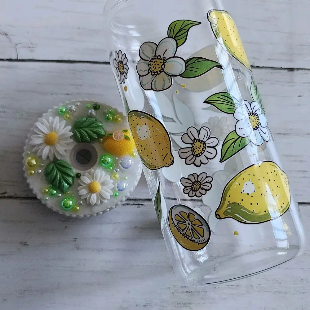 Lemon & Daisy Flowers 20 oz Clear Glass Cup with Decorative Lid