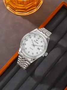 RICECGO 1pc men's watch, featuring a durable stainless steel strap, a 42mm large dial with rhinestone design, date function, and fashionable jewelry accessories, is suitable for both business and daily wear, Stainless Steel Wristwatch, Quartz Analog Watch