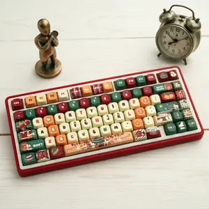 134-Key Christmas Theme Pbt Keycaps, Dye Sublimation Process, Moa Profile, Compatible with Mx Axes, for 61/64/68/87/96/104/108 Keyboards