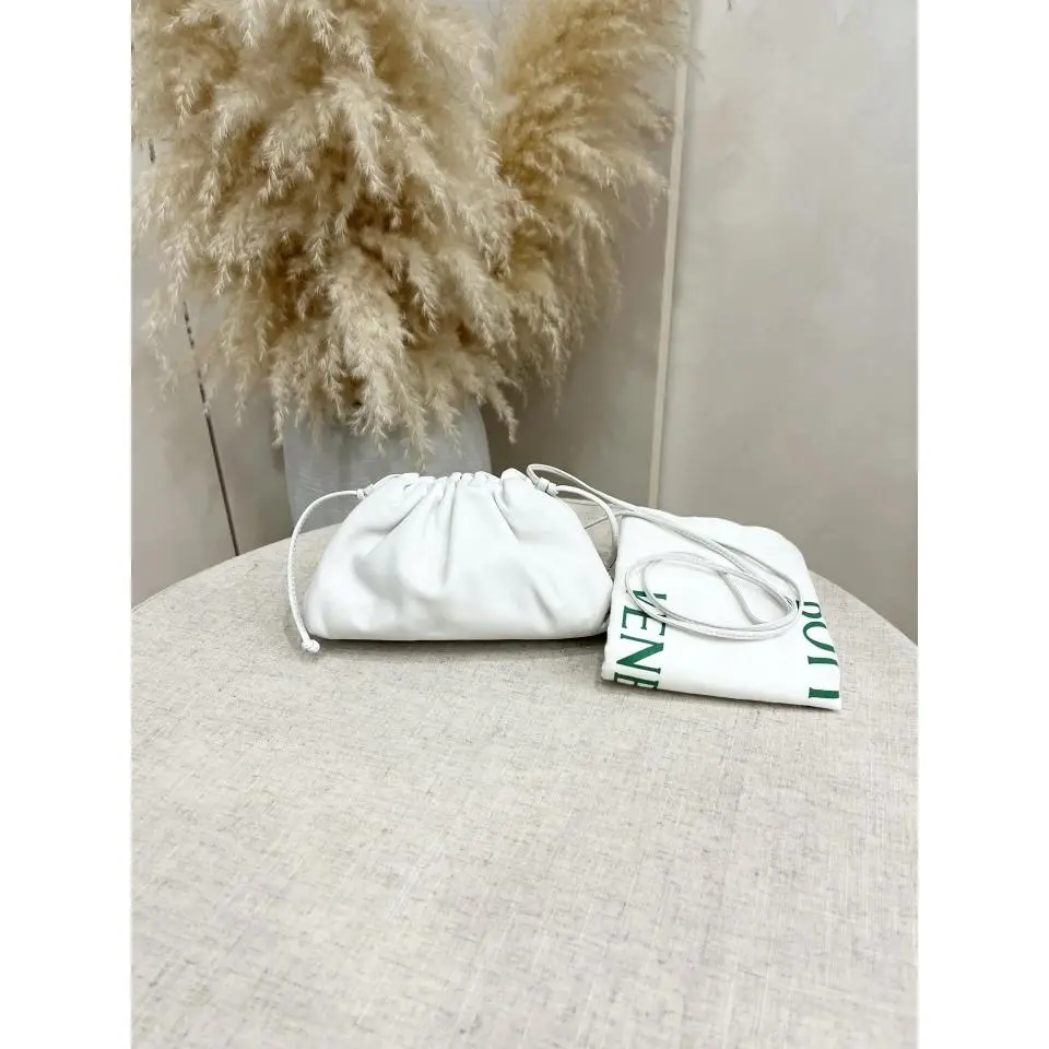 Pre-owned Bottega Veneta Mini Pouch in White Calfskin XJ063