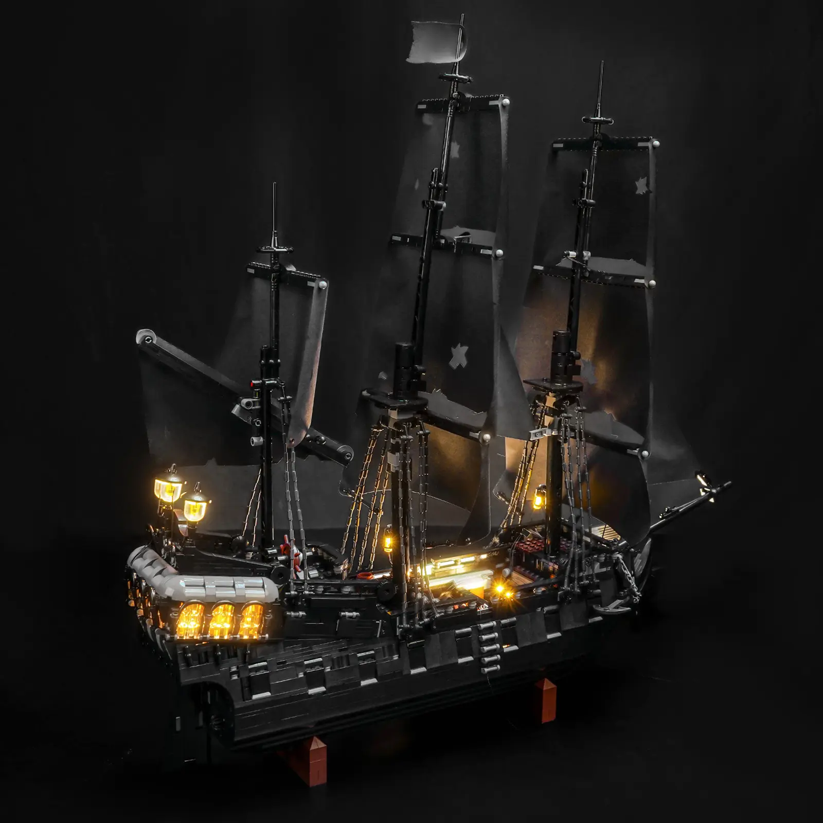 BrickBling LED Light Set for Lego Icons Captain Jack Sparrow's Pirate Ship-10365, Unisex Building Block Mod Kit with USB Cable, High-Grade ABS Material with Copper for Safety, Well-Hidden Lights, Birthday Gift for Pirates of the Caribbean Fans