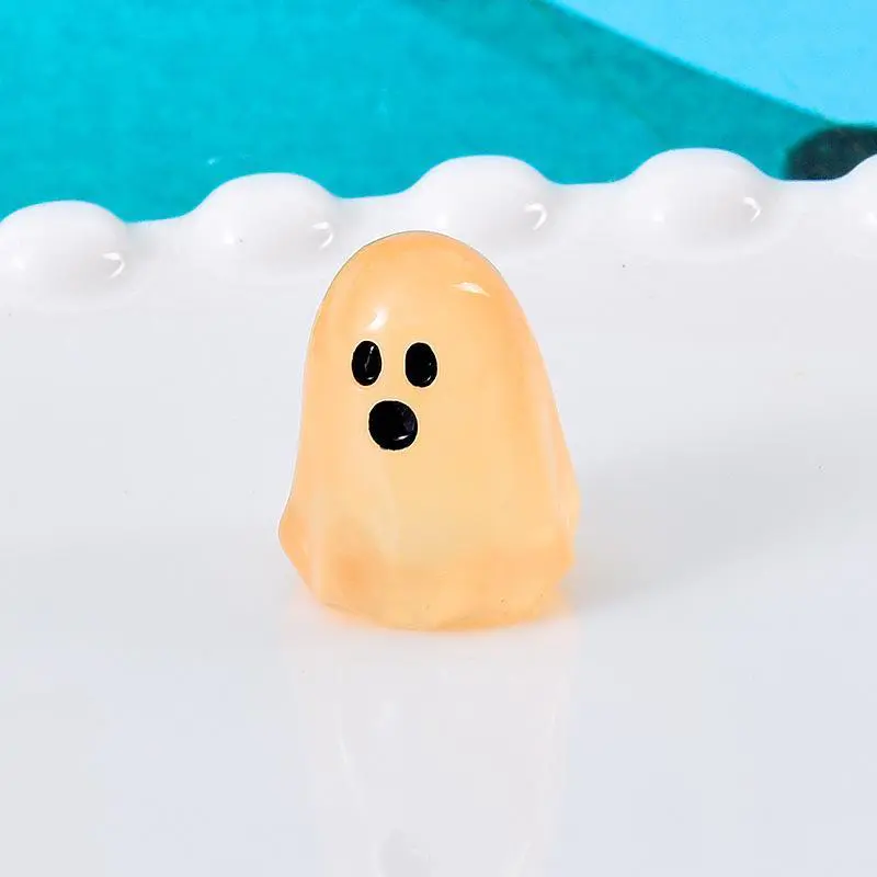 Halloween Glow-In-The-Dark Mini Ghost Resin Figurines - Random Color DIY Micro Landscape Desktop Home Decor Statues