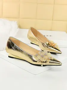 Women's Gold/silver Color Metal Flower Pointed Toe Flats, Fleece-Backed Slip-On Shoes, Casual All Season Footwear