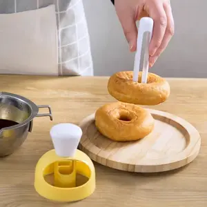 DIY 1 piece Donut & Cake Mold – Creative Pastry, Bread & Chocolate Cutter | Fun Baking Tool for Desserts and Kitchen Decoration