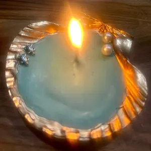 Scallop Shell Ocean Candle Hand Poured Soy Wax with Pearls & Turtle Accents Coastal Inspired Real Shell Candle Wedding Favors Bridal Showers or Ocean Beach Decor Ornaments Decoration