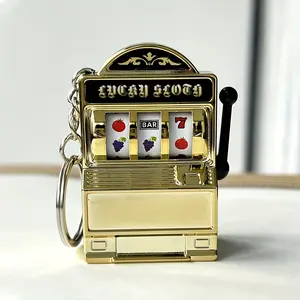 Fashion Style Slot Machine Keychain, Creative Plastic Phone Charm, Unique Bag Accessory, Stylish Keychain, Perfect Gift for Gamers & Collectors