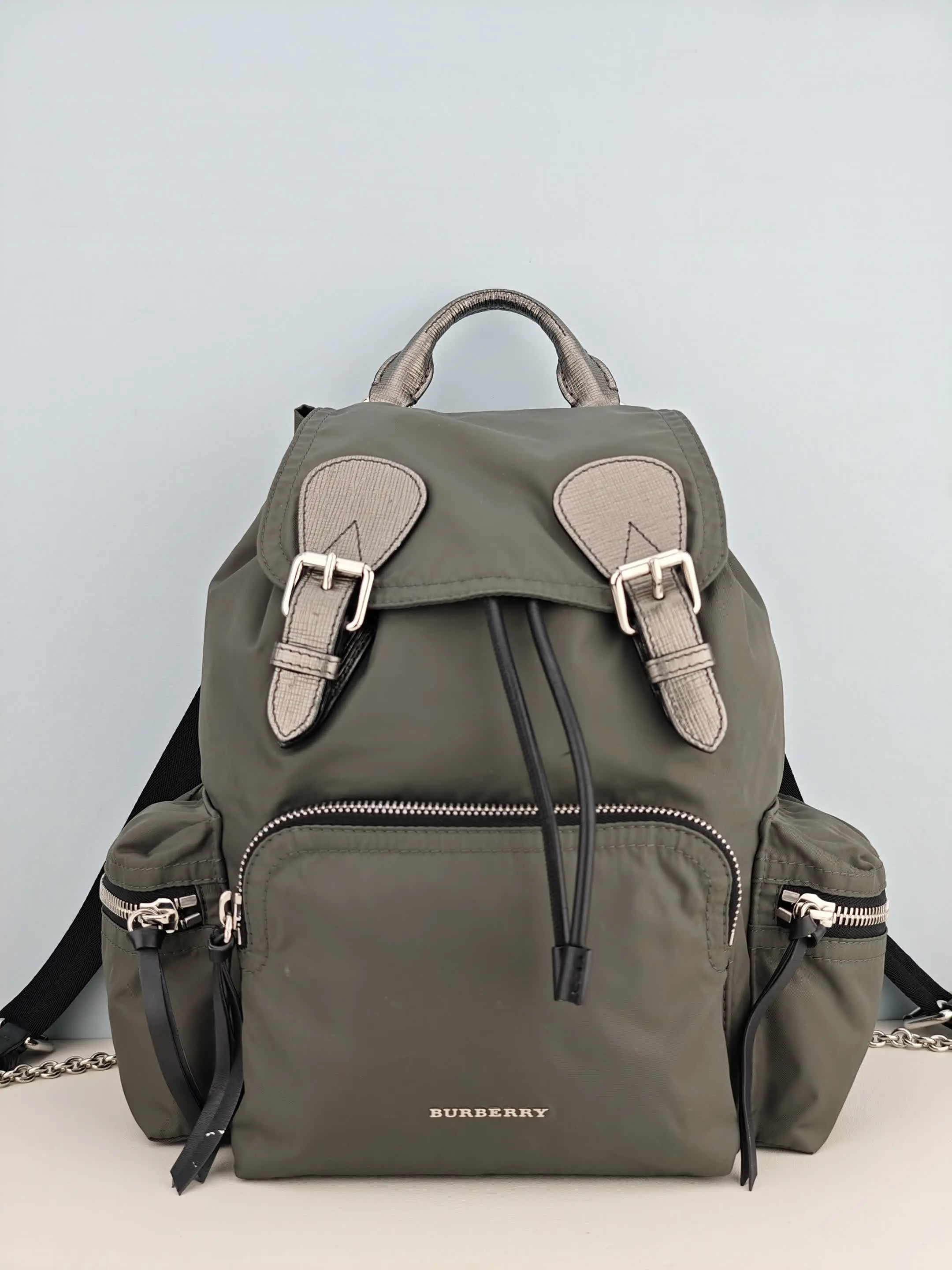 Pre-owned nylon Backpacks Burberry Green Technical Medium Rucksack Backpack Bag【CFPHEP1373】