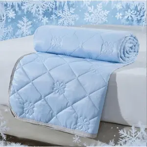 Cold Touch Fabric Absorbs Body Heat Double-Sided Cool Design Soft Fluffy Comforter for Night Sweats Hot Sleeper Cooling Comforter for Hot Sleepers & Night Sweats Luxury Lightweight Breathable Bedding All-Season Cool Blanket for Bed