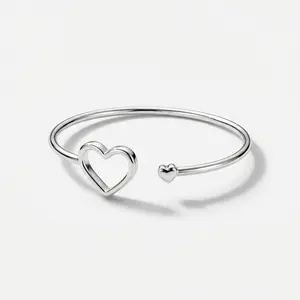 Heart Bracelet Bangle For Her in Silver 925
